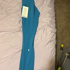 Lulumelon wunder train hr tight 25’  sz 4 ! NWT